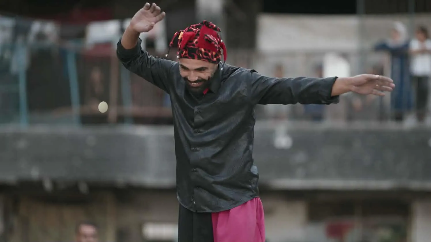 فيام ضايل عنا عرض